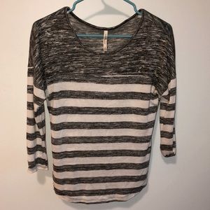 Striped 3/4 length sleeve shirt
